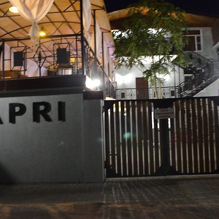 Hotel Capri Sukhumi Eksteriør billede