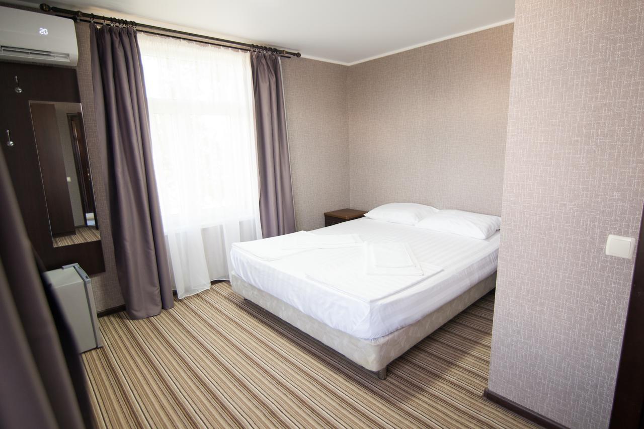 Hotel Capri Sukhumi Eksteriør billede
