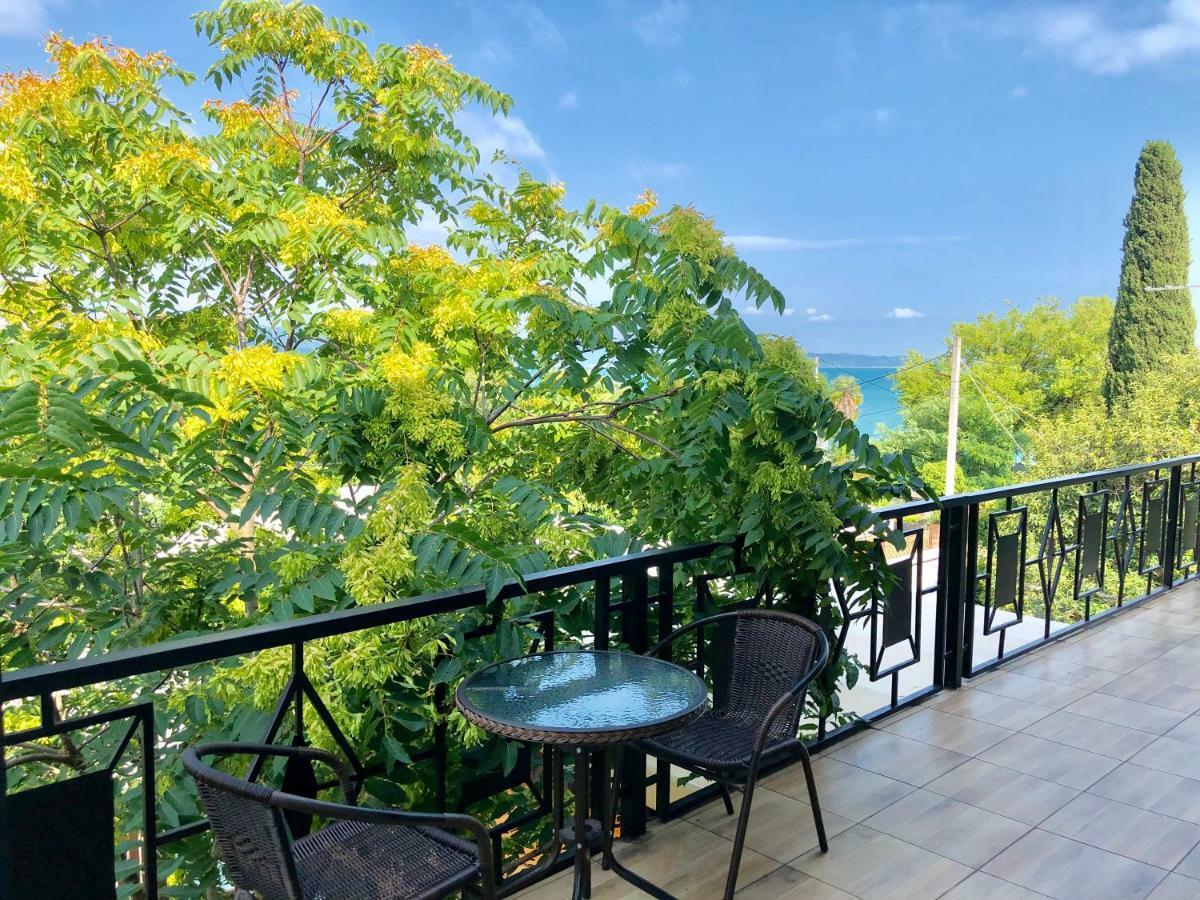 Hotel Capri Sukhumi Eksteriør billede