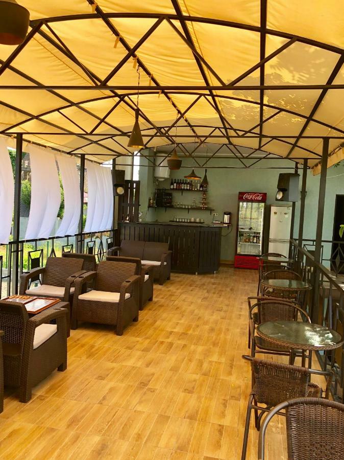 Hotel Capri Sukhumi Eksteriør billede
